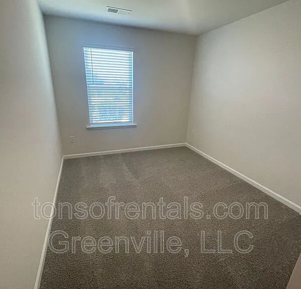 808 Embark Cir — Photo 4