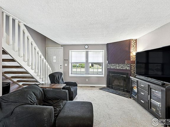 4th image of 3072 W 107th Pl #G