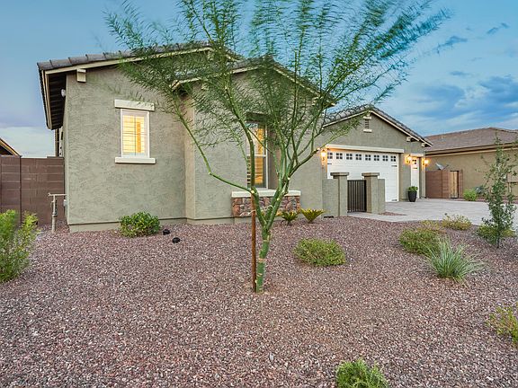 4th image of 2634 W Moura Dr