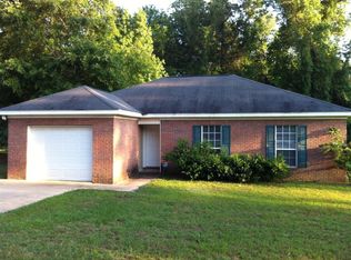 182 El Camino Dr, Dothan, AL 36303