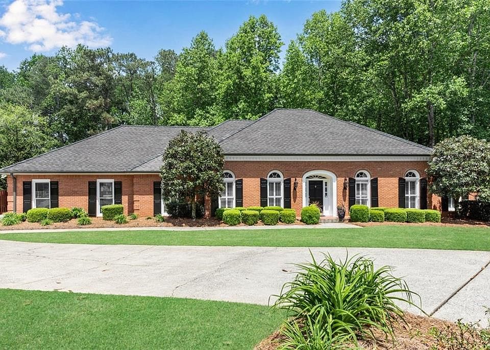440 Creekshire Dr, Roswell, GA 30075 Zillow