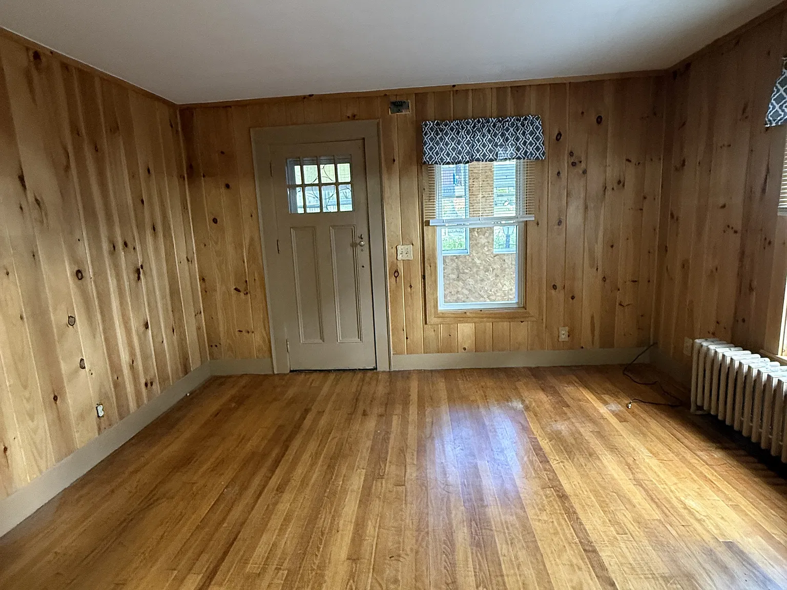 437 Willard Street - 1 — Photo 2