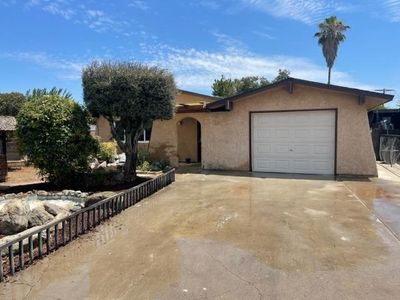 820 S 11th St, Kerman, CA, 93630