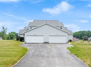 2012 & 2014 Rolling Meadows Ln, Akron, OH 44312