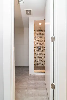 Rented by Nooklyn NYC LLC | media 72