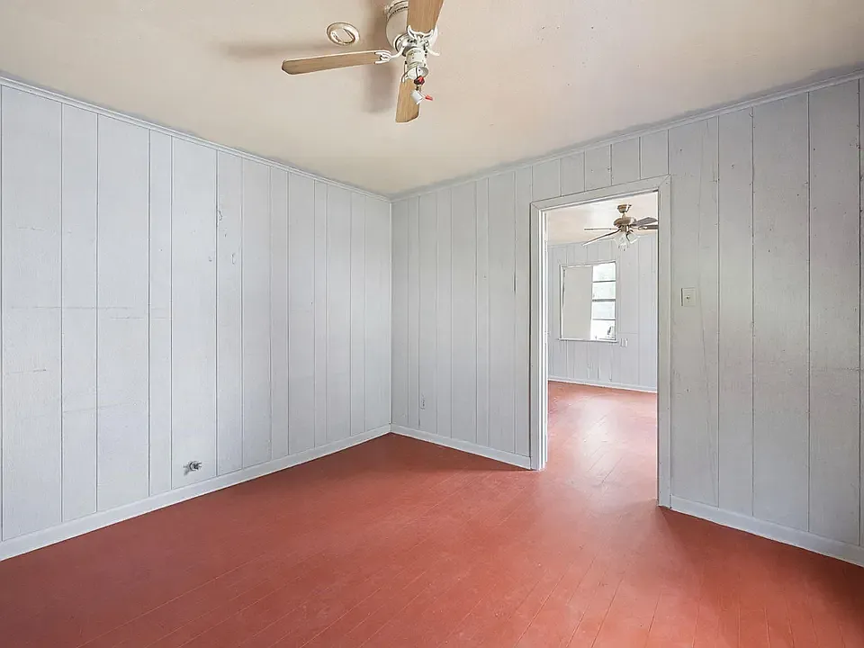 2 bed, 1400 sqft, $1,200 — Photo 2
