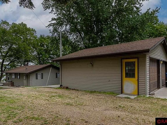 2nd image of 23054 Holiday Park Ln
