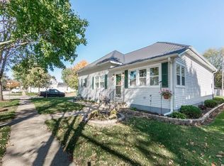120 N Mather St, Clarksville, IA 50619