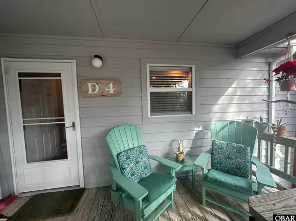 700 W 1st St #D4, Kill Devil Hills, NC 27948