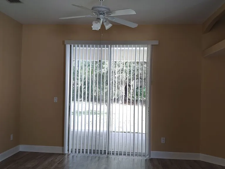 87 Patric Dr — Photo 9