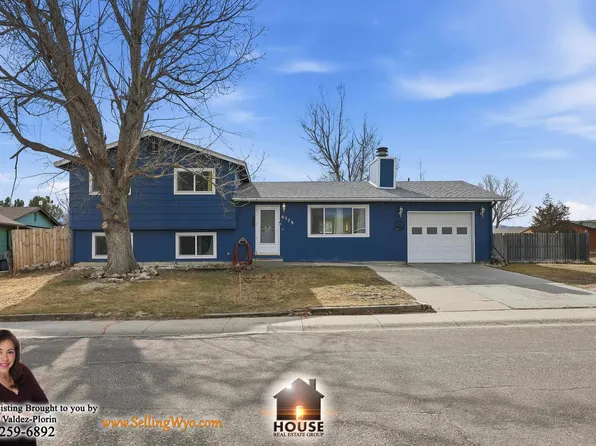 6579 Cherokee Ln, Casper, WY 82604