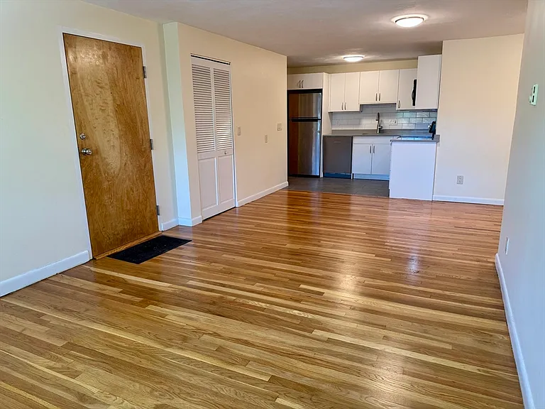 39 Englewood Ave #12 — Photo 7