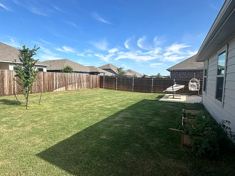 6320 Armadillo Ct — Photo 14