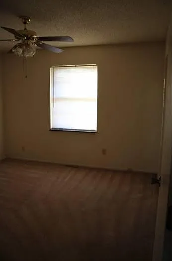 1602 NW Cardiff Dr — Photo 5