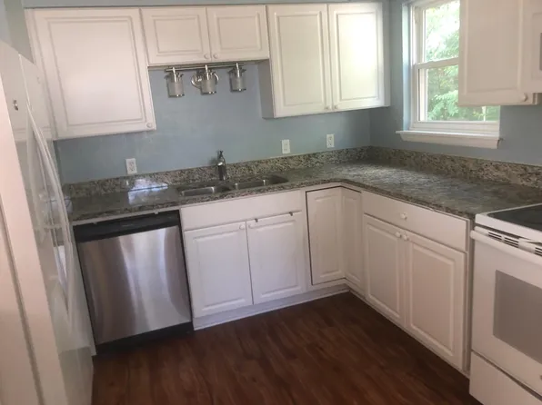 3720 Bosun Dr, Chesapeake, VA 23321