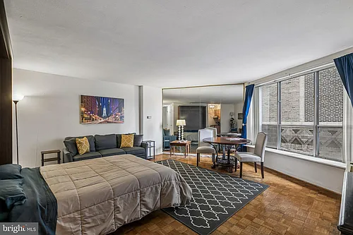 224 W Rittenhouse Sq #30-2203 Photo 1 224 W Rittenhouse Sq #30-2203 Photo 1