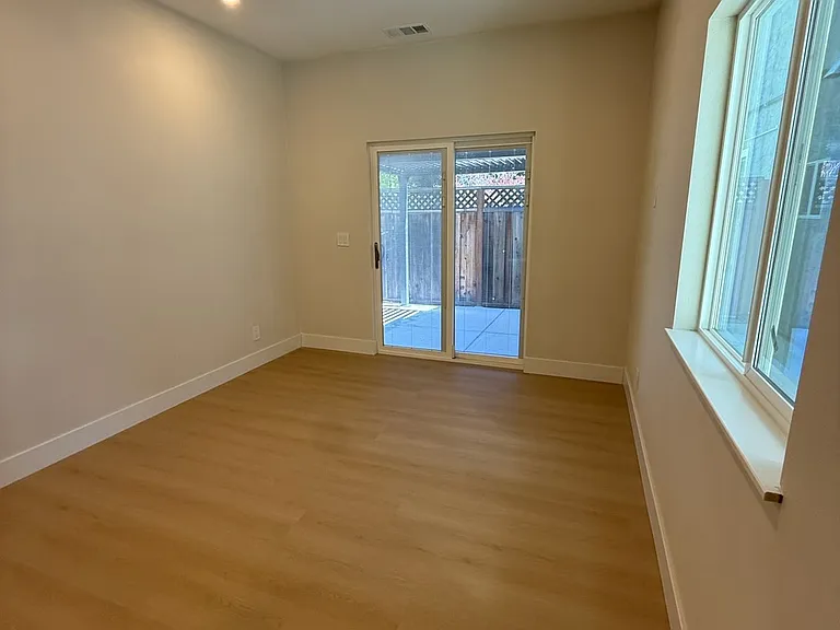 Loma Vista Ct — Photo 10
