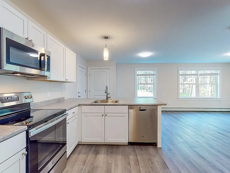 Apartments at Brunswick Landing — Photo 42
