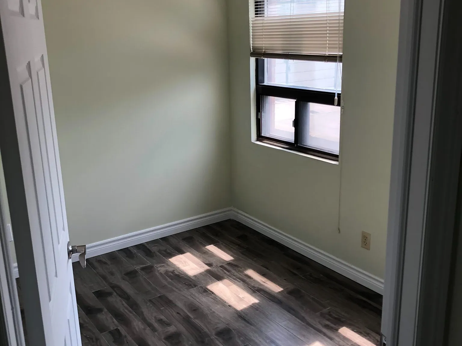 3 bed, $3,400 — Photo 3