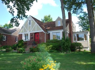 166 Monroe Ave, River Edge, NJ 07661