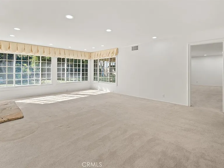 19100 Castlebay Ln — Photo 15