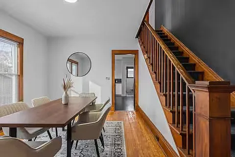 109 Carrier St NE — Photo 3