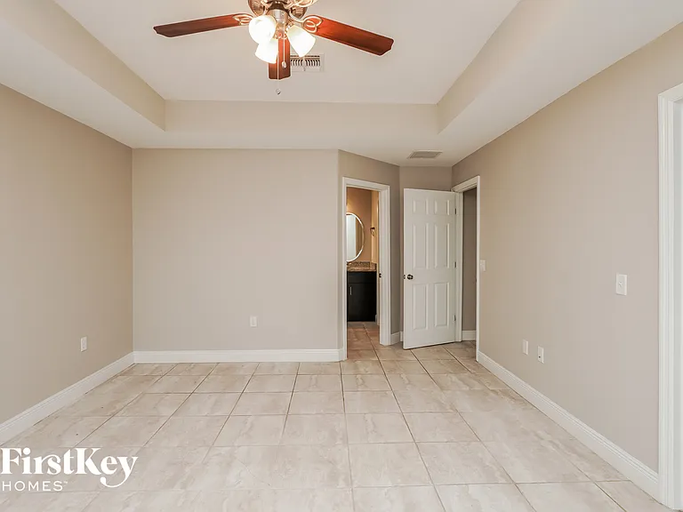 368 Camellia Ct — Photo 8
