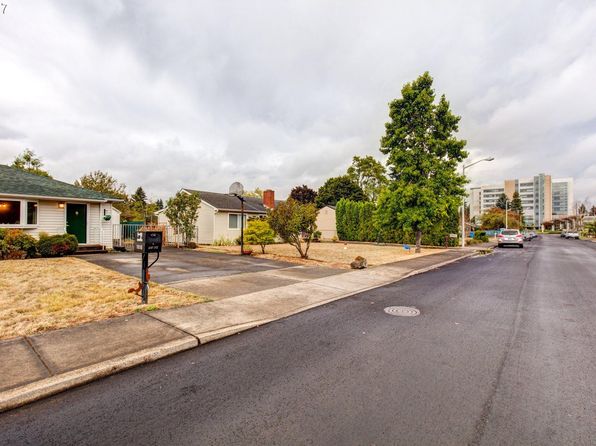 100 NE 89th Ave