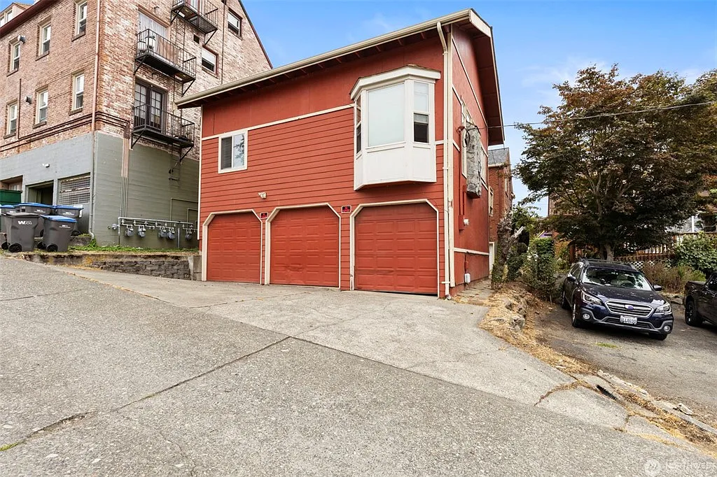 2 bed, 1875 sqft, $3,350 — Photo 1