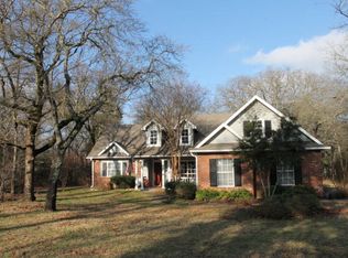 3291 Bandera St, Athens, TX 75752