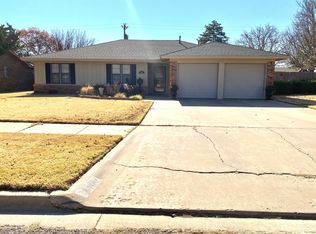 2907 W 21st St, Plainview, TX 79072