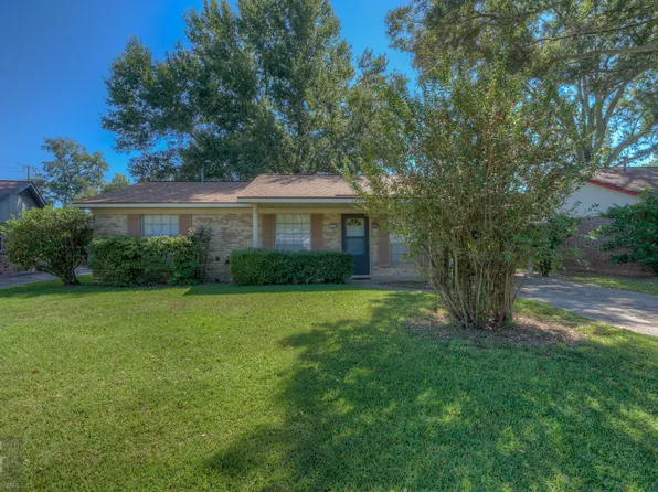 1512 Fox St, Bossier City, LA 71112