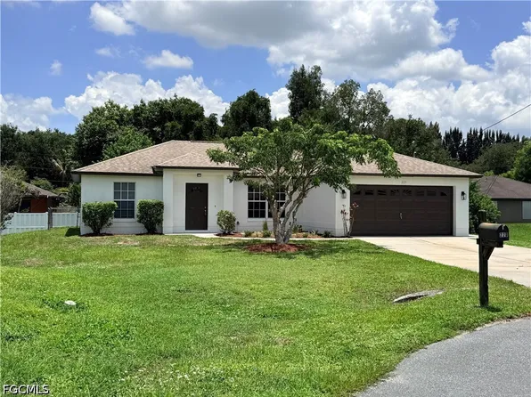 223 Aydin Ct, Fort Myers, FL 33913