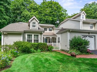 104 Spring Rd, Huntington, NY 11743