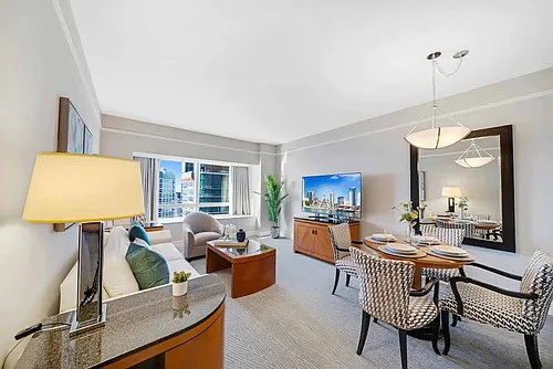 1435 Brickell Ave Photo 1