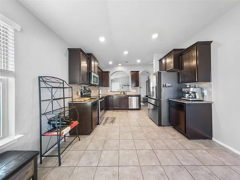 137 Hematite Ln — Photo 12