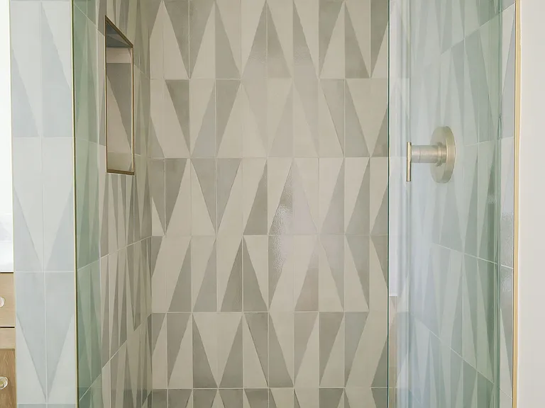 907 Iris St — Photo 18