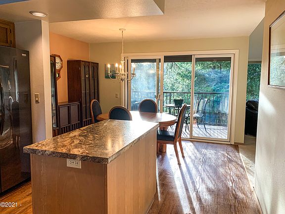 5th image of 5801 NE Voyage Ave APT 24