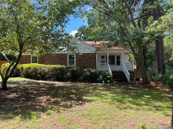 3209 Vaucluse Rd, Aiken, SC 29801