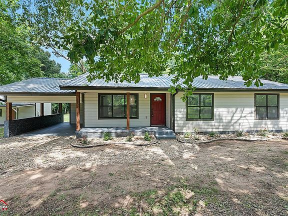 5th image of 407 Mount Pleasant St