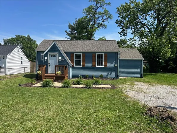 1910 E B St, Belleville, IL 62221