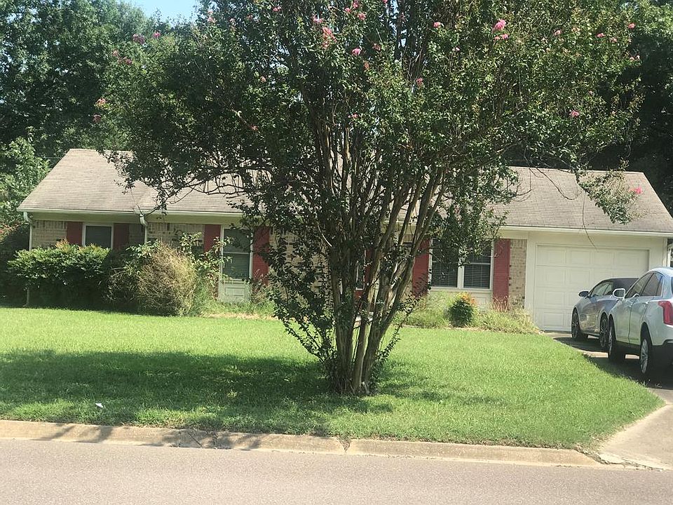 1st image of 371 Shiloh Dr