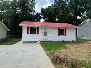 2015 Oak St, Hopkinsville, KY 42240