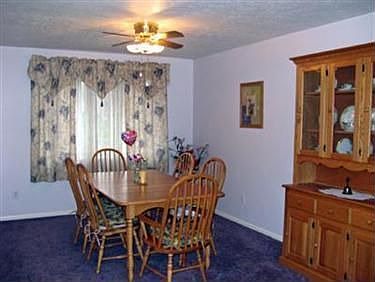 5th image of 27918 Gardenia Dr