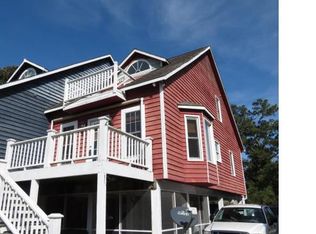 304-B Main St, Oriental, NC 28571