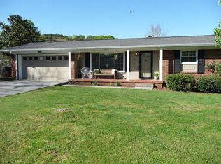 1315 Ridgefield Cir, Chattanooga, TN 37412