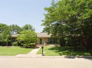 7945 Briaridge Rd, Dallas, TX 75248