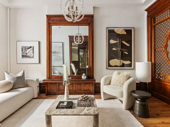 221 West 113th Street image 3 of 15