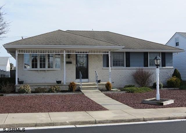 1st image of 3217 Bayland Dr