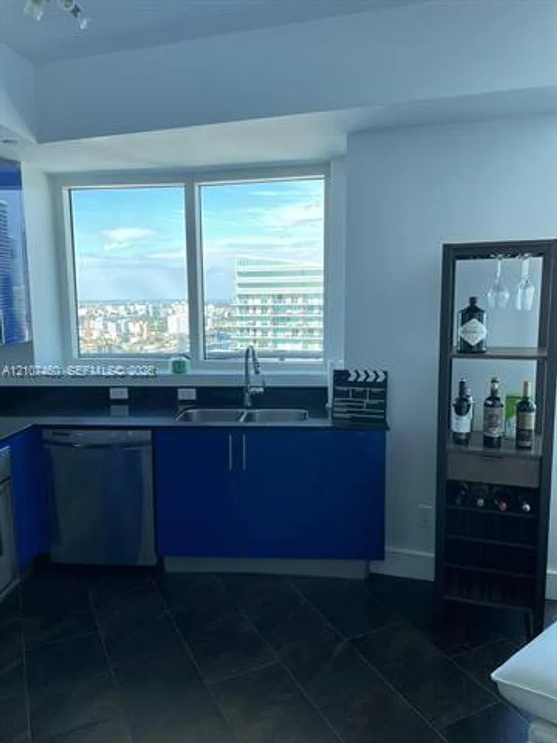 60 SW 13th St cu-3426, Miami, FL 33130 — Photo 3